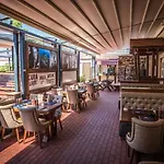 מלון Goldenes Schiff 2*