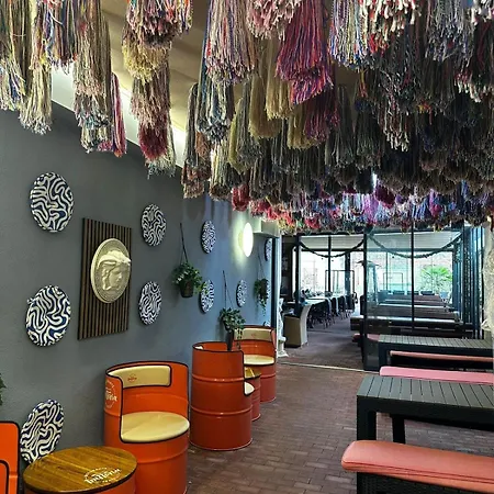 Hotel Goldenes Schiff 2*