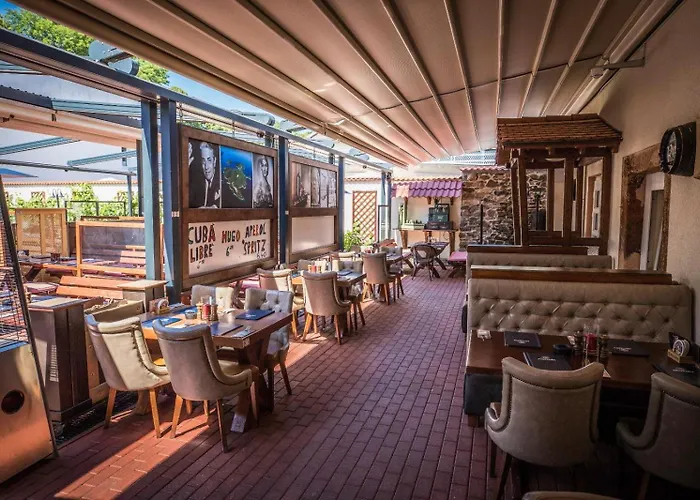 فندق Goldenes Schiff 2*