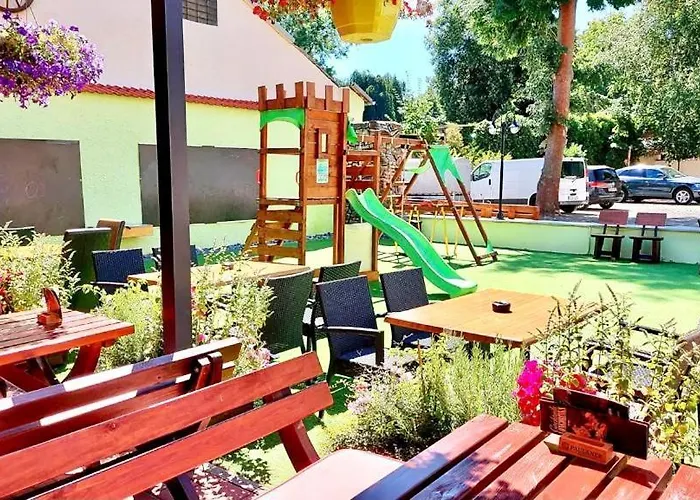 Goldenes Schiff Grimma