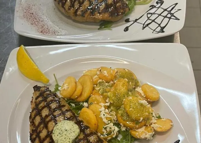 Goldenes Schiff فندق جريما